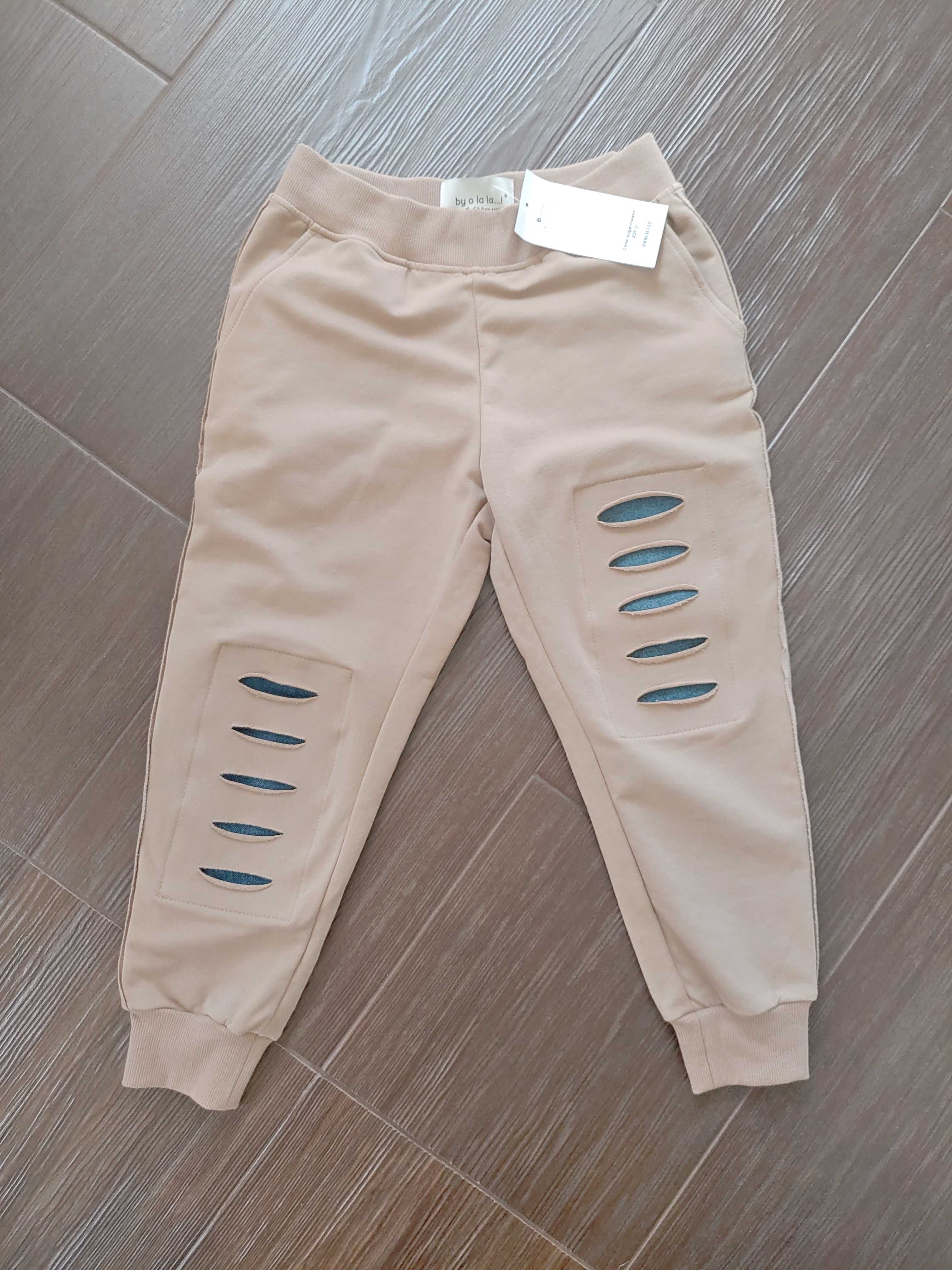 Spodnie dresowe By o la la ze wstawkami z jeansu rozm. s