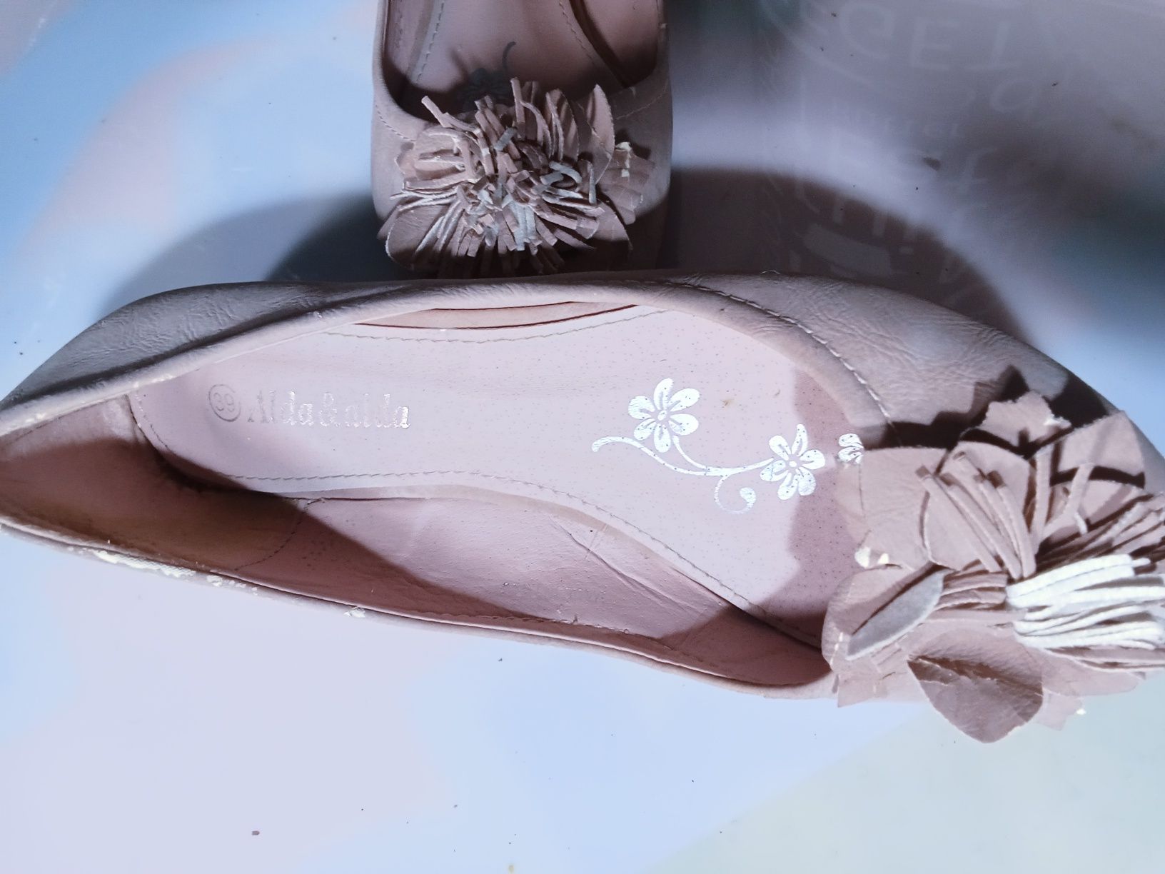 Sapatos de senhora, 39, clássicos, 52