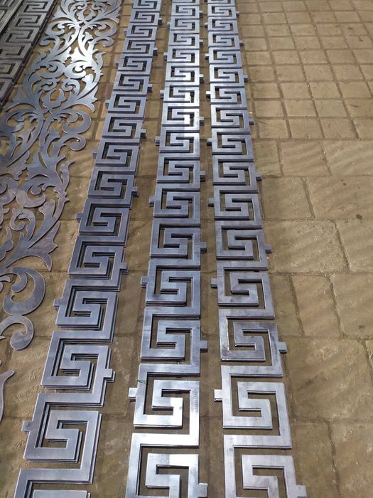 Лазерна різка металу Металеві Вставки Ворота Жалюзі Паркан Ранчо Ковка