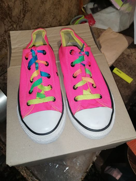 Кеды фирменные розовые Converse 34 размер