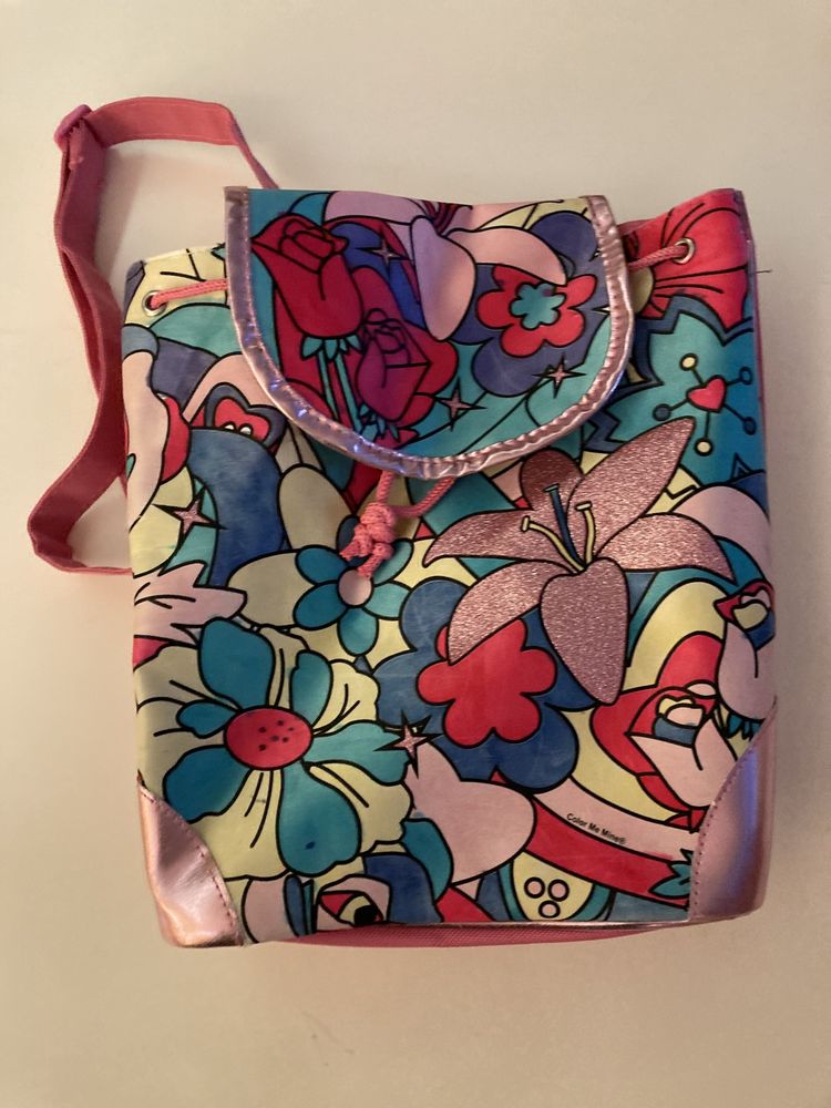 Mochila multicor criança