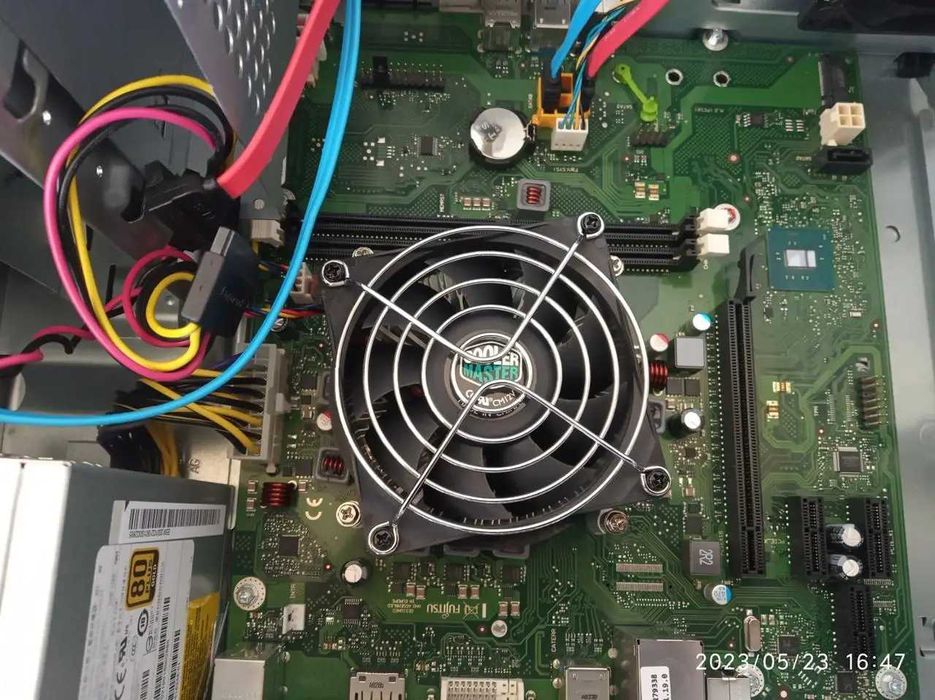 Системний блок Fujitsu P557 i7 7700/8Gb DDR4/HD530 2Gb/M.2/USB3.0/DVI