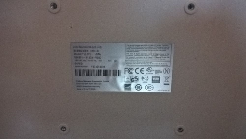 Monitor LCD 19 cali Fujitsu