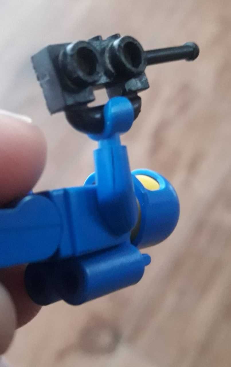 Lego kosmonauta i robot