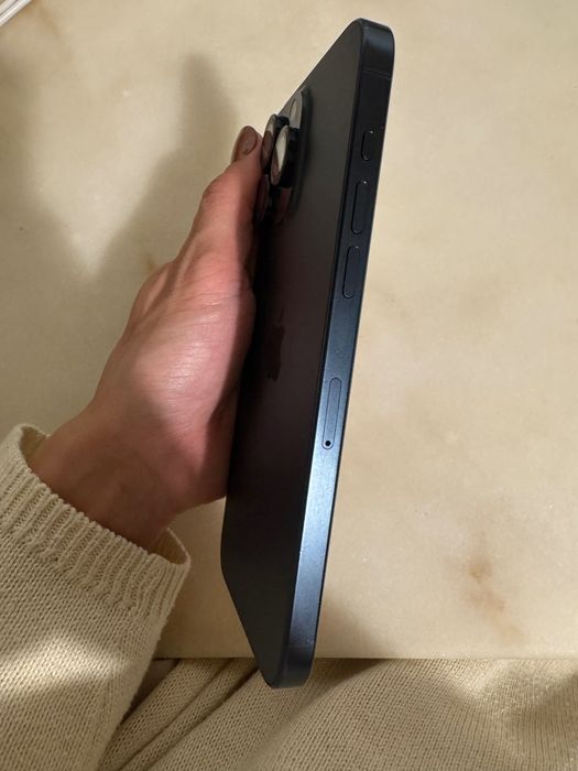 iPhone 15 Pro Max garantia expirada