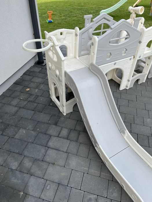 Plac zabaw, zjezdzalnia dla dzieci do ogrodu lub domu