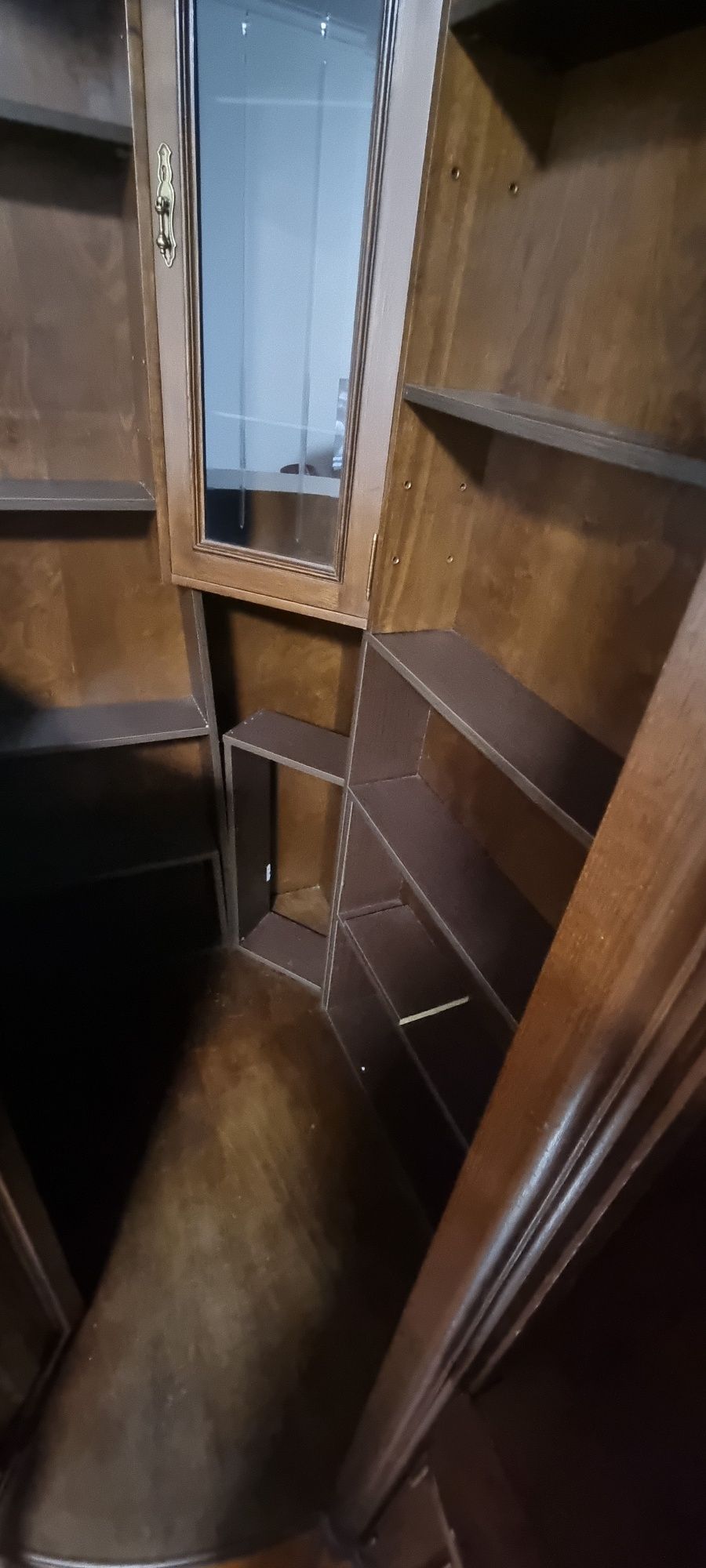 Bar de madeira, excelente estado
