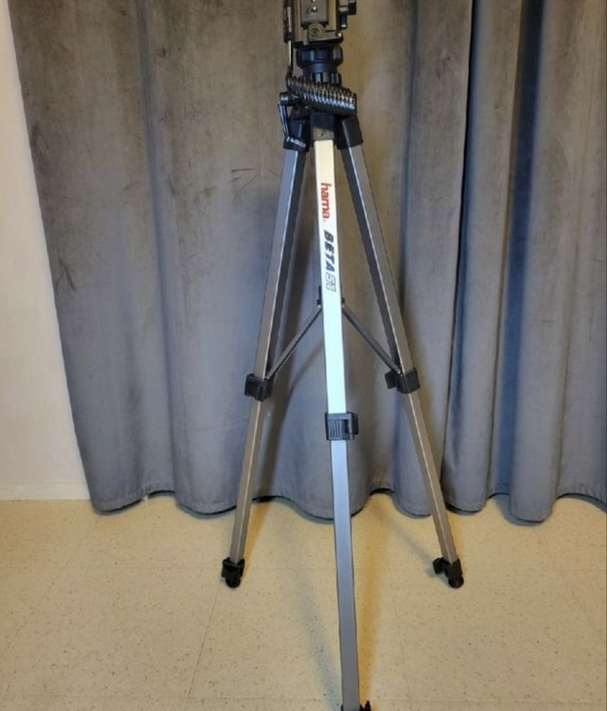 Statyw fotograficzny z glowicą hama BETA 51