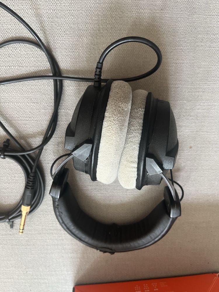 Sluchawki monitory Beyerdynamic DT 770 Pro