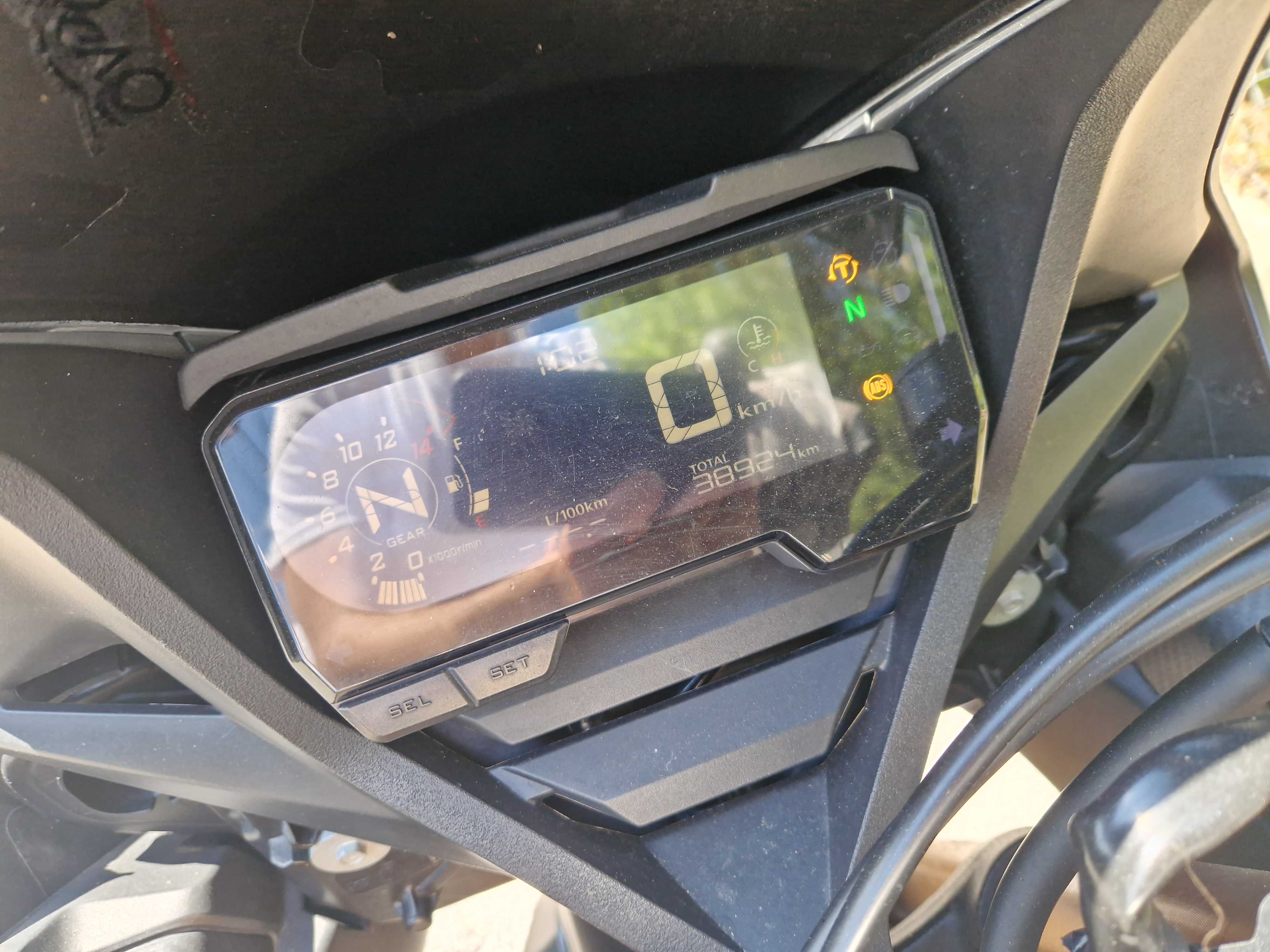 Honda CBR650R 35kW A2 okazja 2019