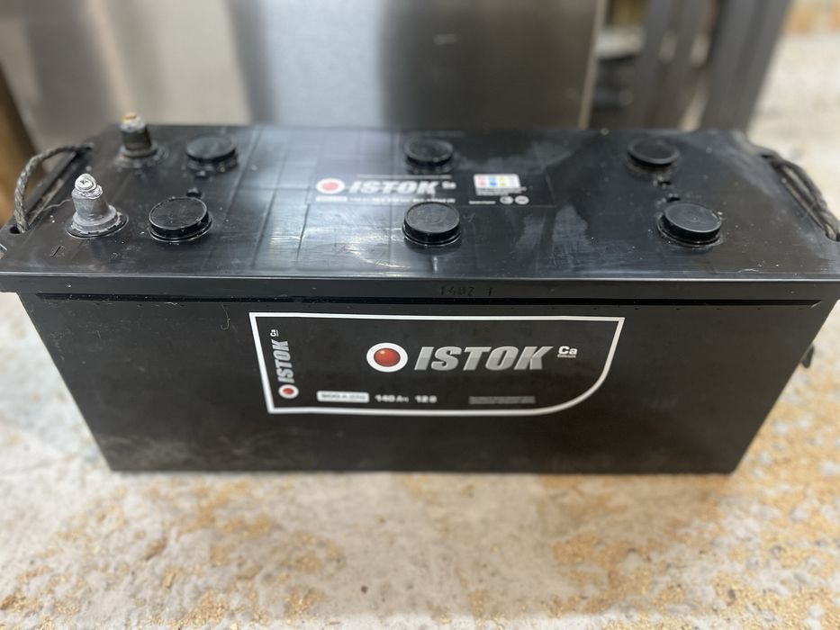 Вантажний акумулятор ISTOK ВСТ - 140 АЗ