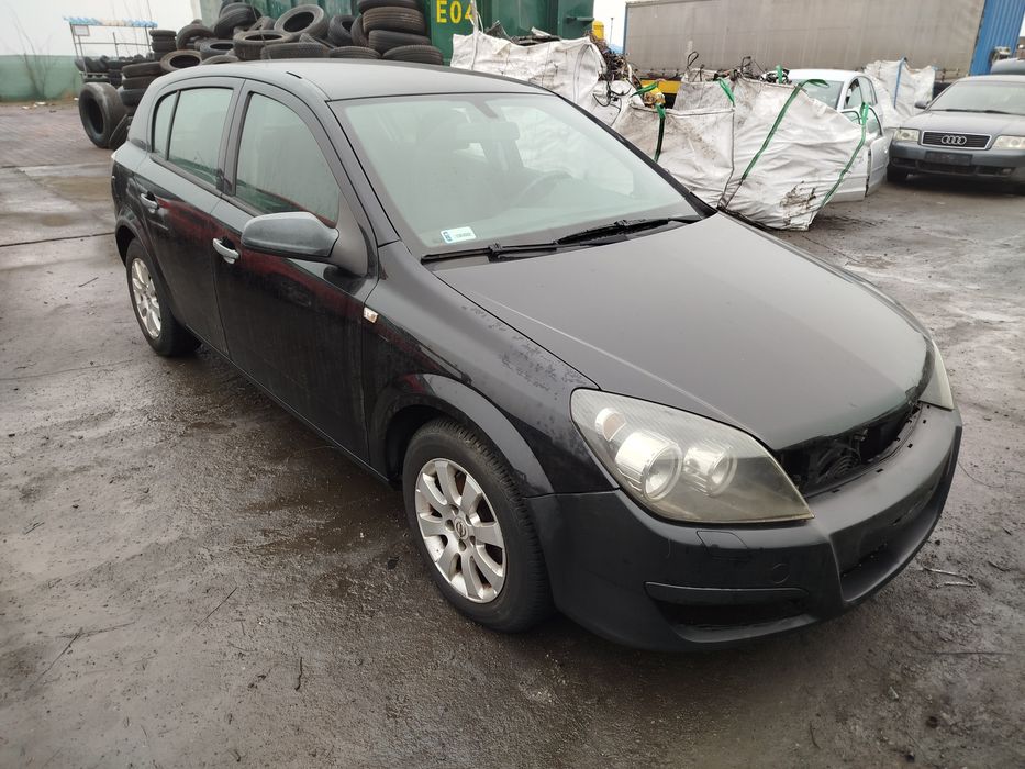 Opel Astra H Z20R czesci maska zderzak błotnik lampy wysyłka