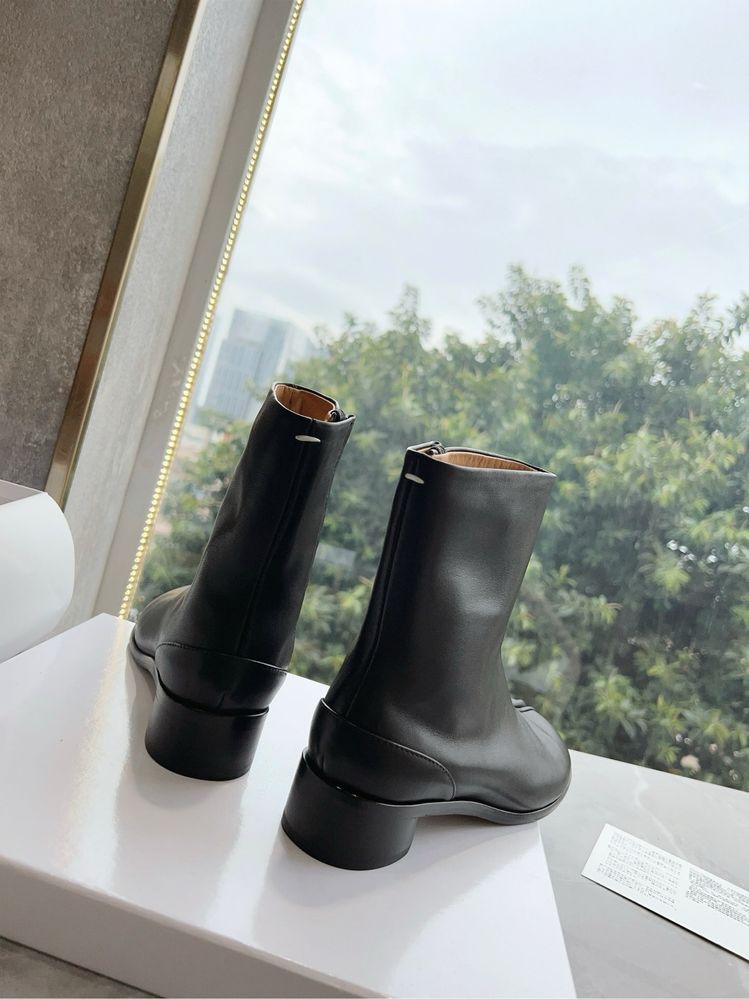 Чорні шкіряні черевики ботинки Maison Margiela tabi табі таби 38