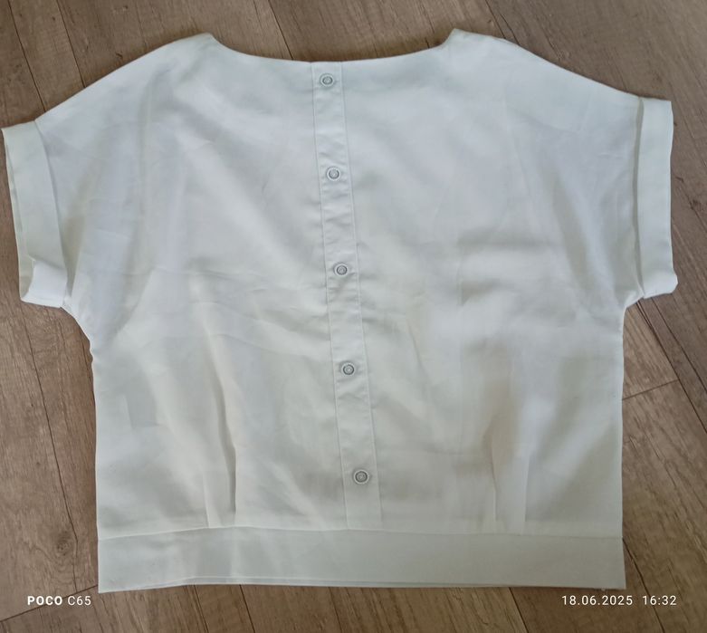 Piękna biała bluzka rozmiar S
