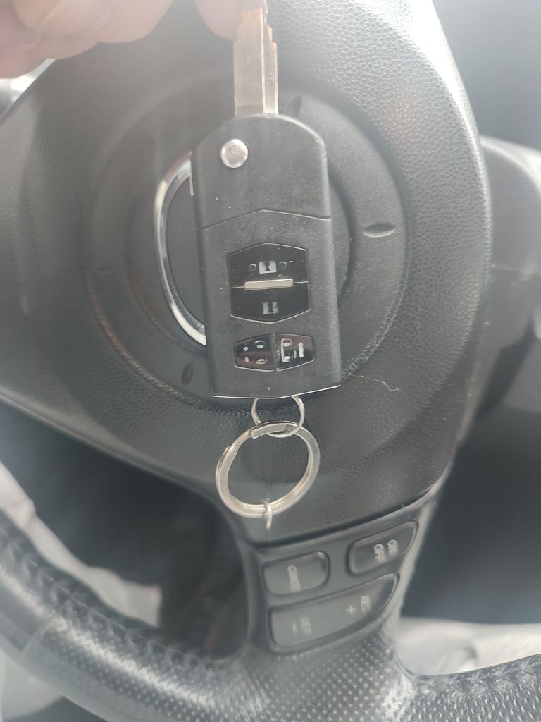 Mazda 5 bogate wyposażenie
