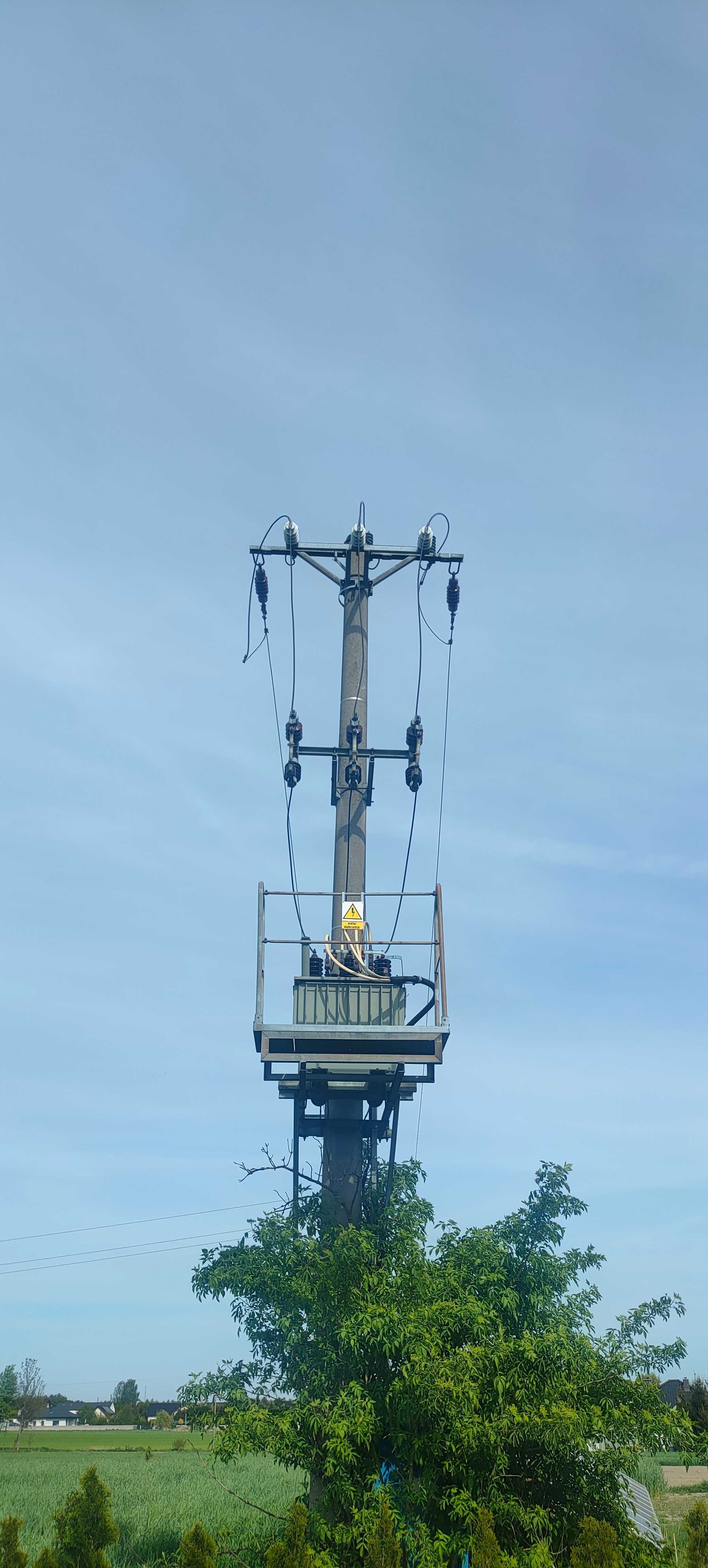 Stacja transformatorowa, słup SN 15 kV + linia napowietrzna.Moc 120 kW