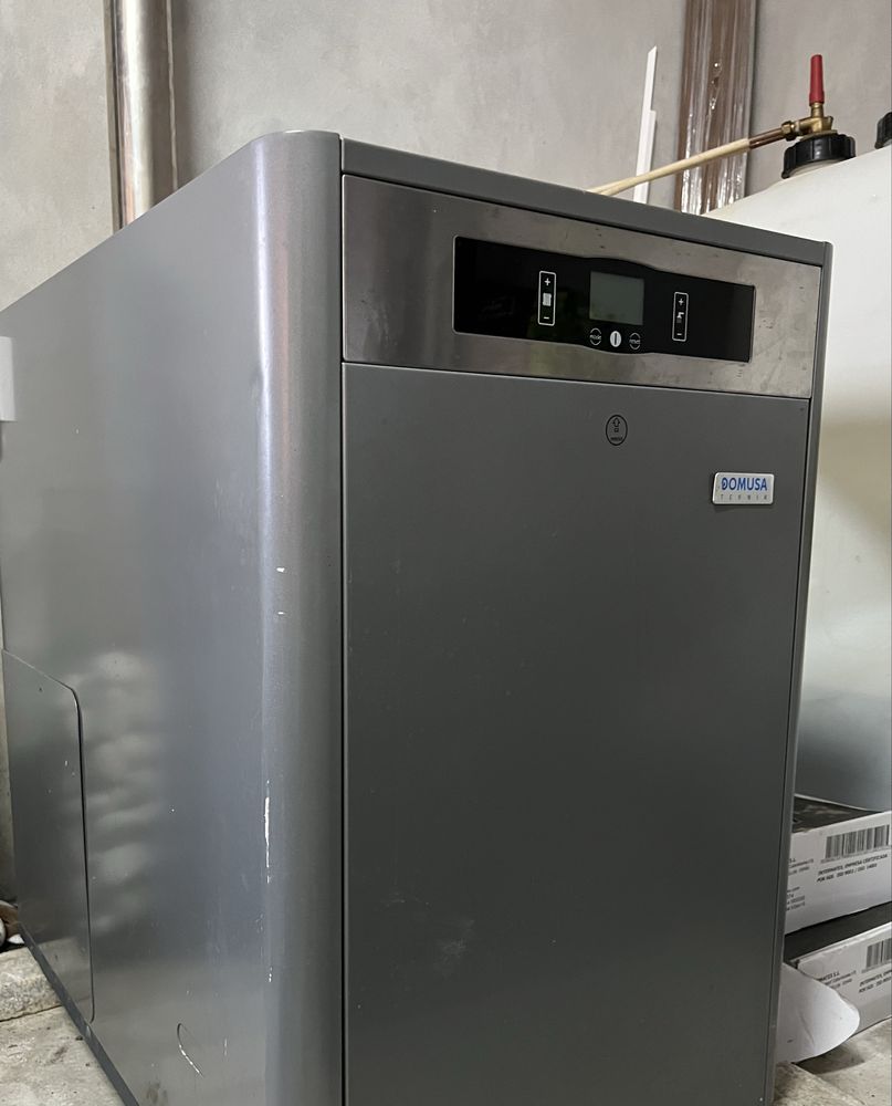 Caldeira a gasoleo com deposito de 1000 litros
