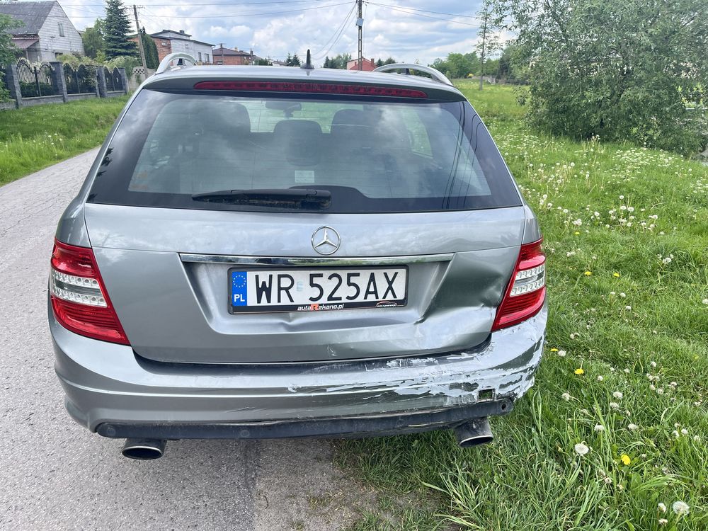 Mercedes-benz 320 CDI 4-MATIC pakiet AMG AVANGARDE okazja c-klasa W204