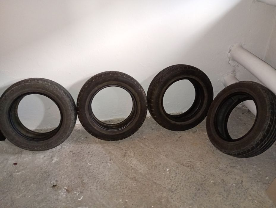 Opony 175 65 R14 stan bardzo dobry lato
