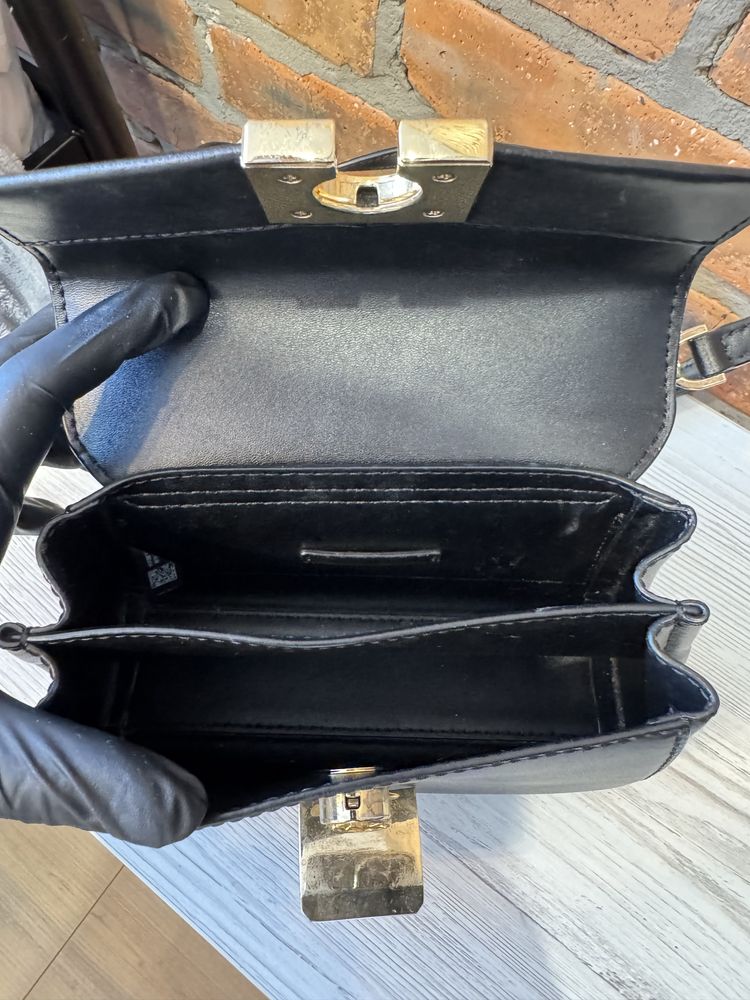 Жіноча сумка MICHAEL Michael Kors Lita Medium Leather Crossbody Bag