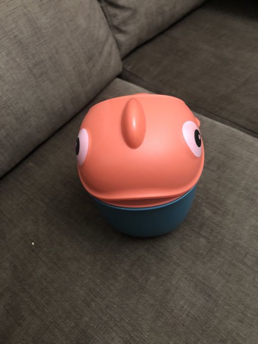 Caneco de banho para bebé
