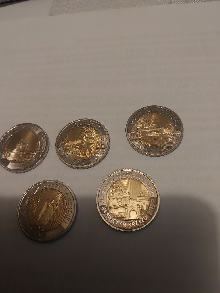 Sprzedam zestaw 9 monet okolicznościowych 5 zł