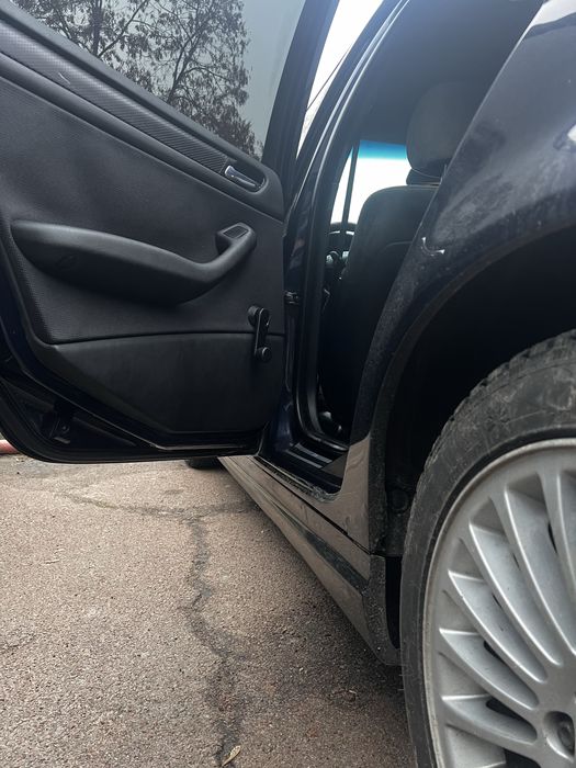 Продам машину BMW e46 318i