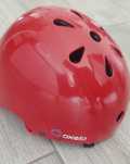 Capacete de criança vermelho