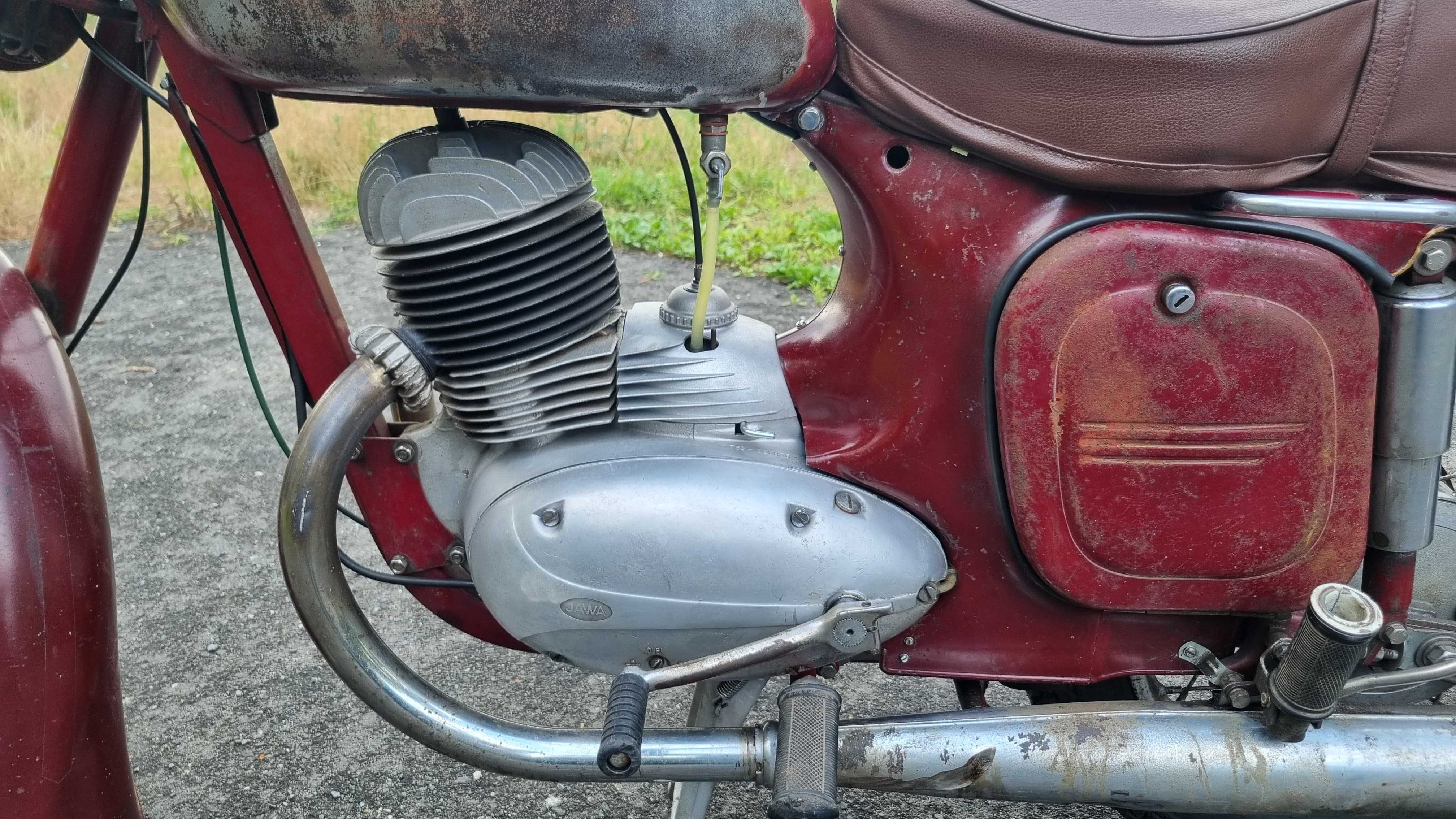 Jawa 250 model 353 z roku 1960