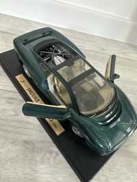 Jaguar xj220  1992 rok model