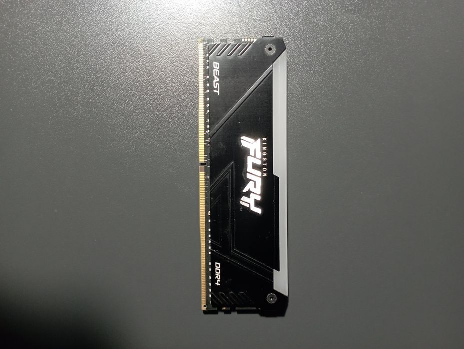 (скол) Оперативная память gdr4 8gb