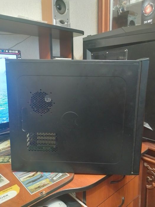 Системный блок персонального компьютера