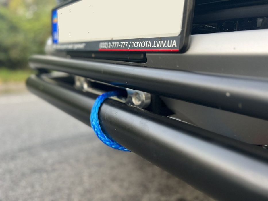 Toyota Hilux 2015-2020 рр. Передній вус подвійний Vegas (чорний, 76мм)