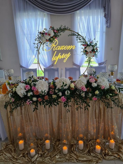 Napis ledon led neon All you need is love dekoracja ślub wesele