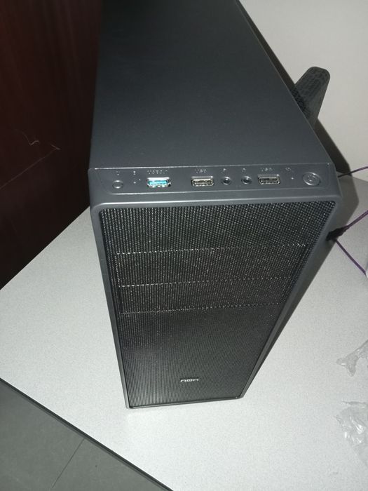 Caixa PC Nox Coolbay RX como nova