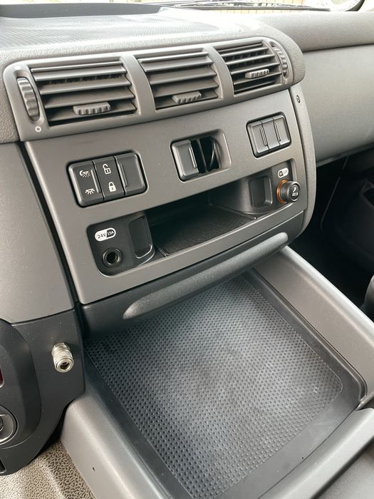 Свіжопригнаний Daf Cf 460