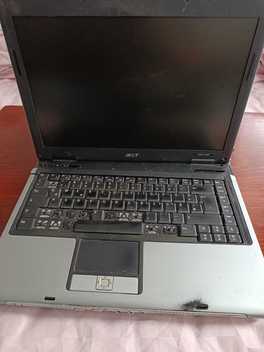 Продам три ноутбуки Acer aspire 3680 на запчастини або відновлення