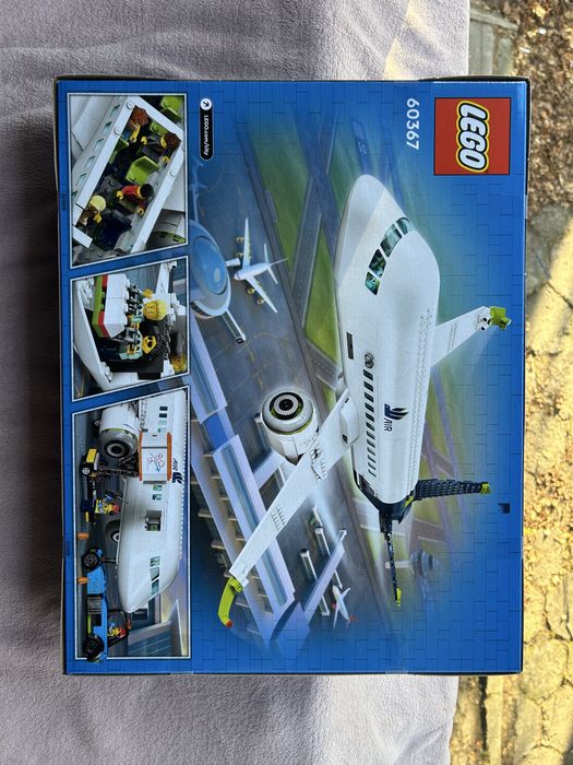LEGO City Samolot pasażerski 60367