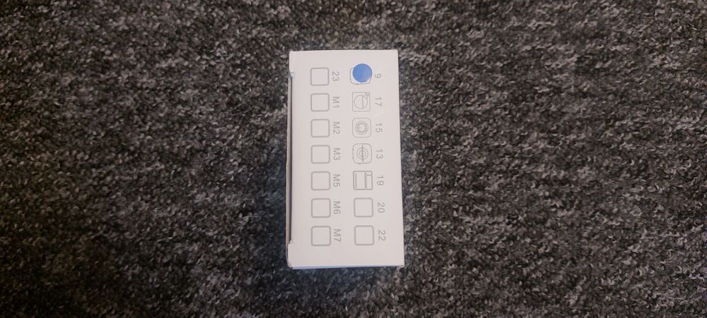 Mini drukarka do zdjęć z papierem w srod