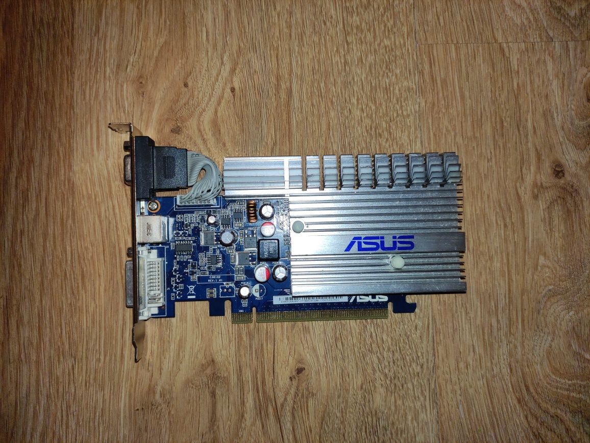 Відеокарта ASUS 8400GS 512mb (EN8400GS SILENT)