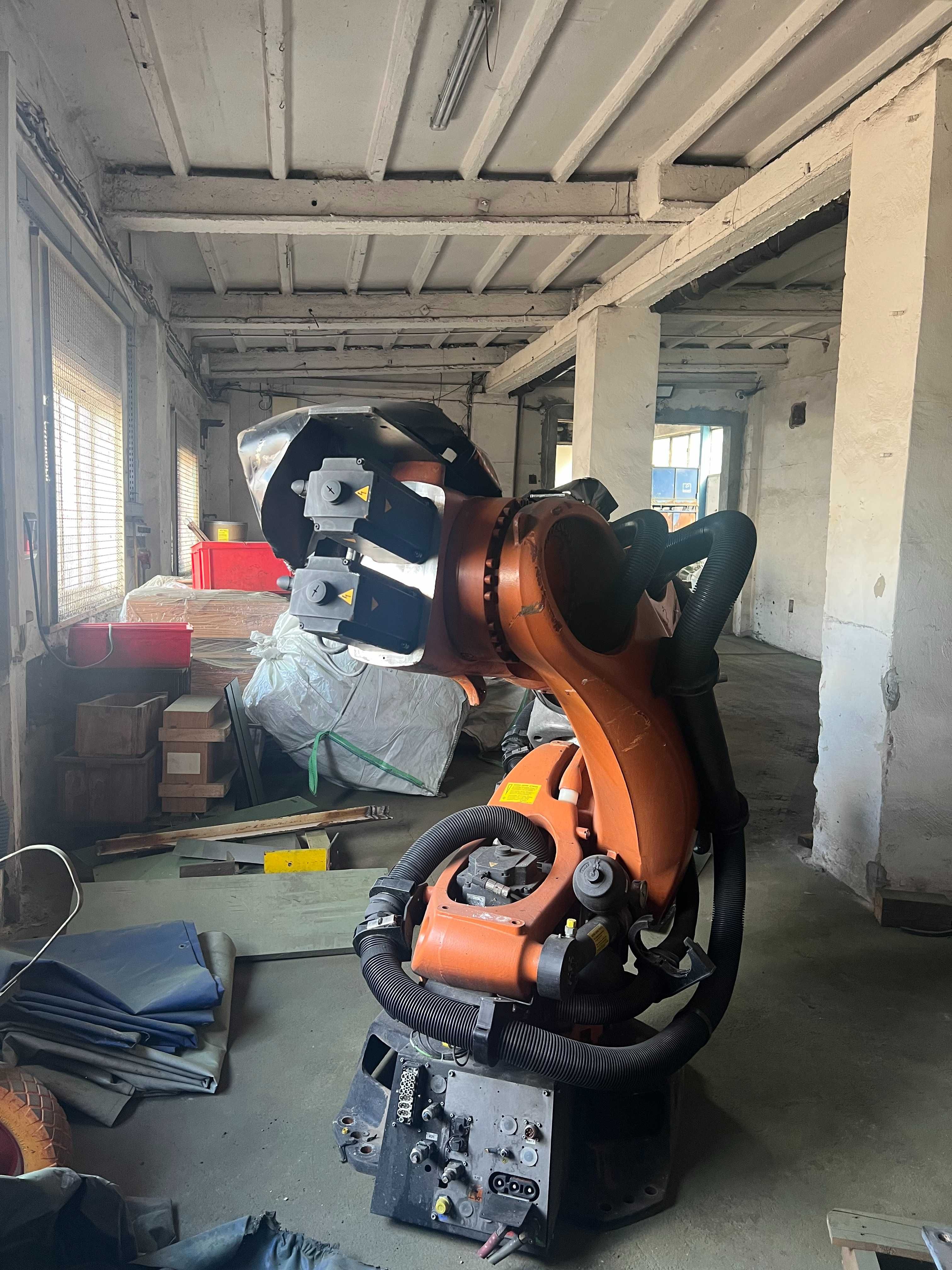 Robot KUKA KR 120 R2500 pro