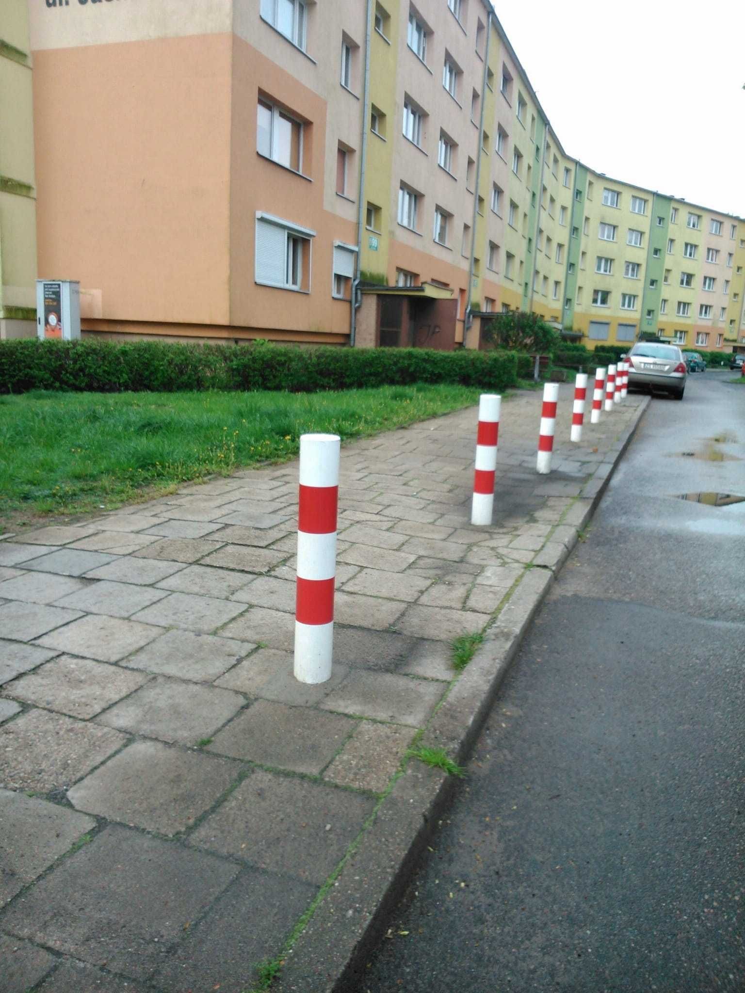 Słupek chodnikowy parkingowy blokada u12c 120 cm