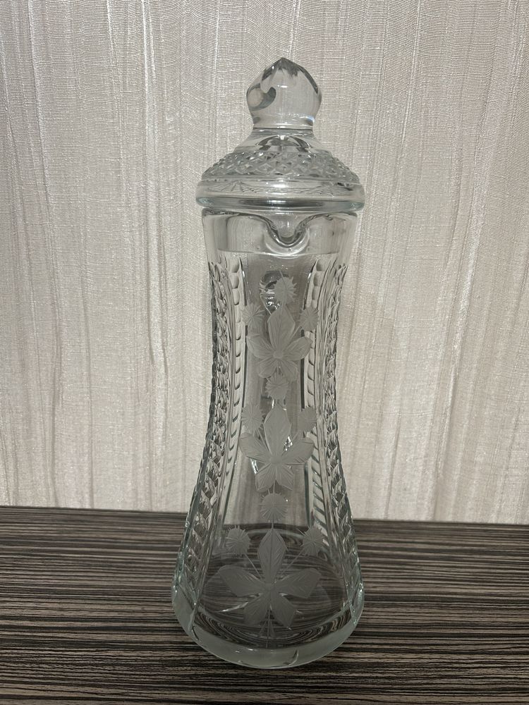 Кришталевий глечик