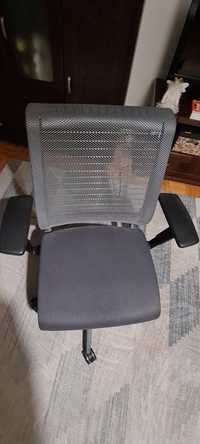 Fotel Krzesło biurowy ergonomiczny Steelcase Think stan BDB