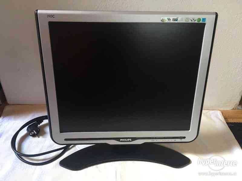 Монітори  Philips 190C, Samsung S20B, Dell E2016