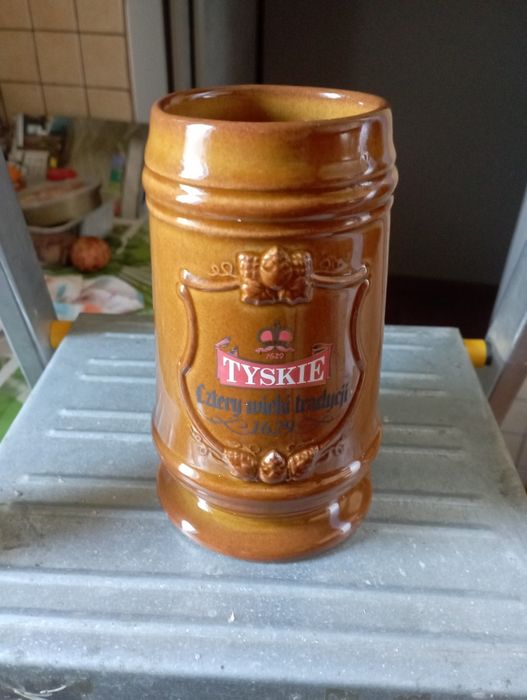 Kufel do piwa Tyskie gliniany