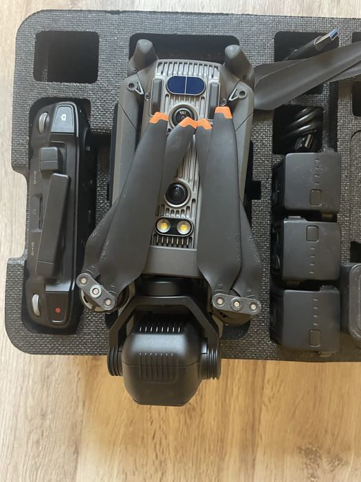 DJI Mavic 3 pro + пульт RC pro канадка комбо