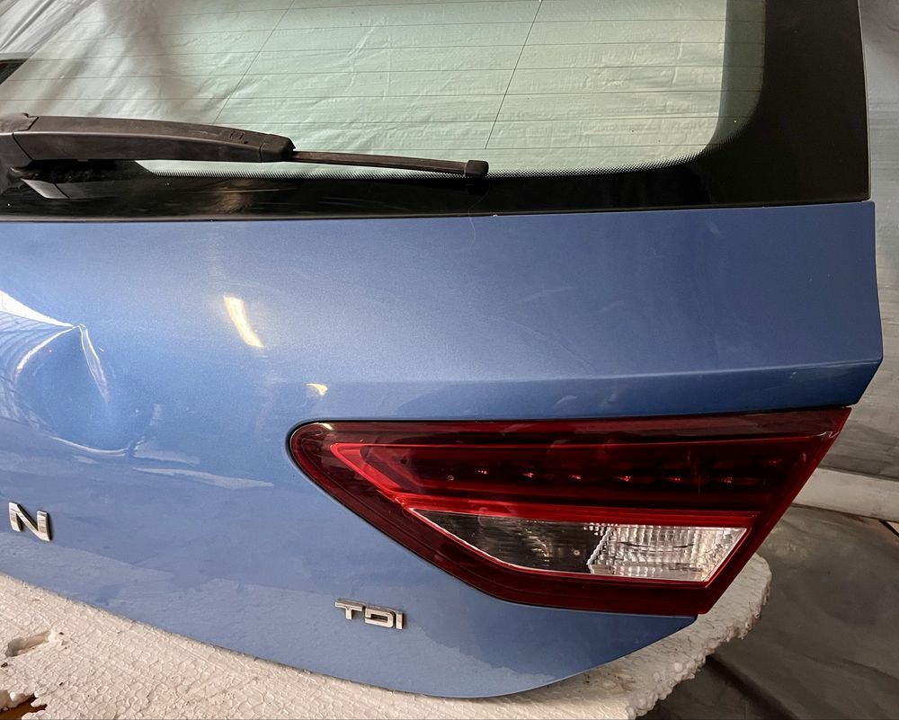 Lampa tyl seat leON III 5f LED lewa prawa oryginal