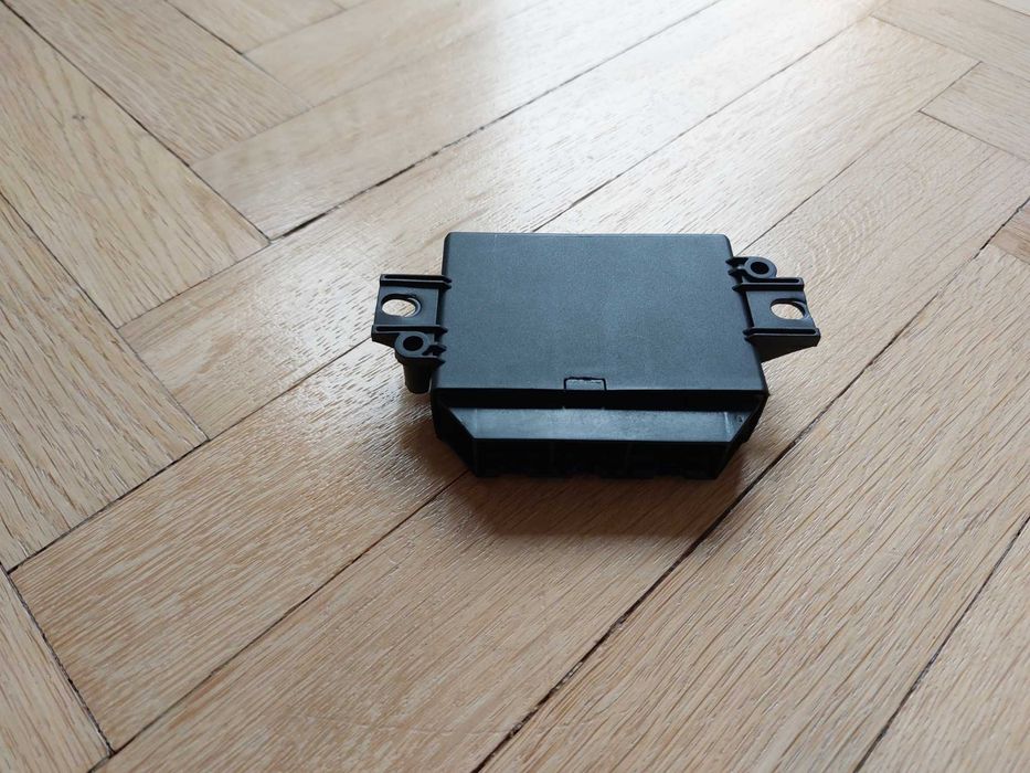 centralka czujników cofania PDC skoda fabia II