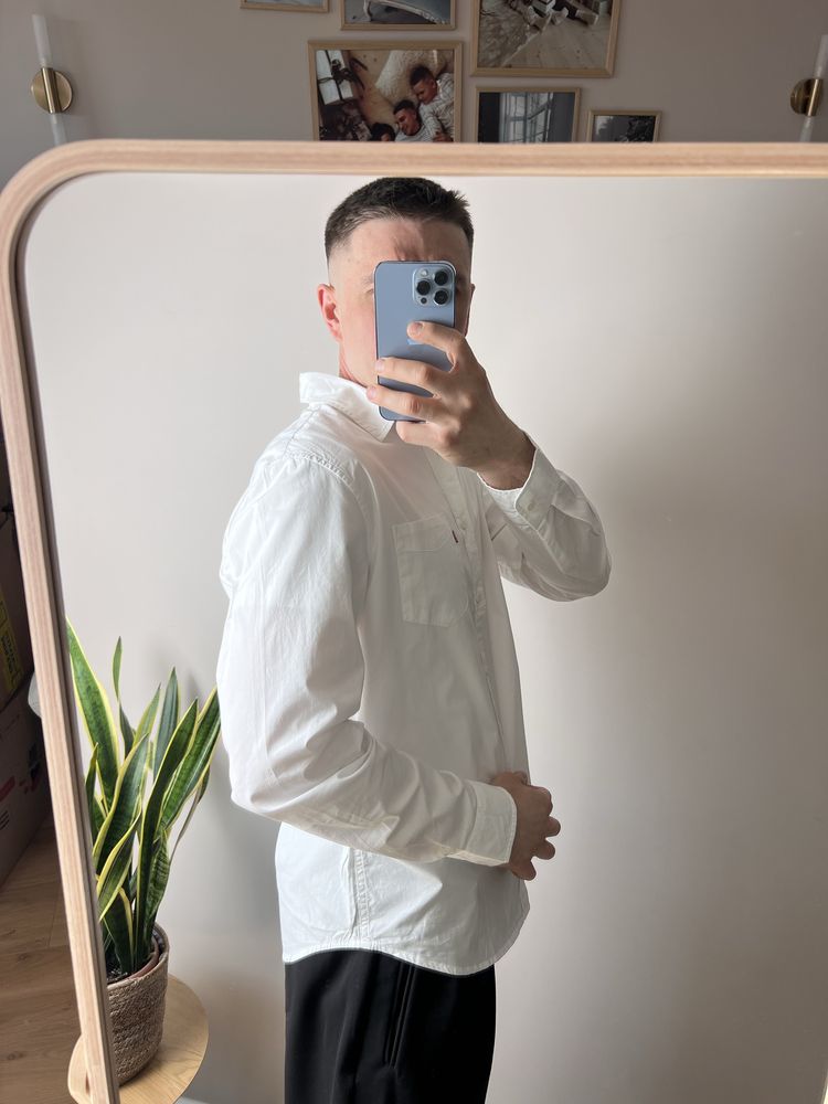 Оригінал !Чоловіча біла сорочка Levi’s Standard Fit